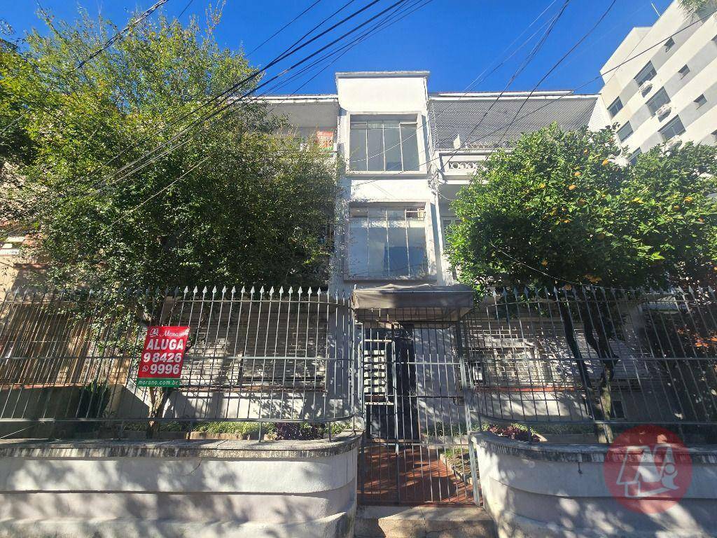 Apartamento para alugar com 3 quartos, 110m² - Foto 32