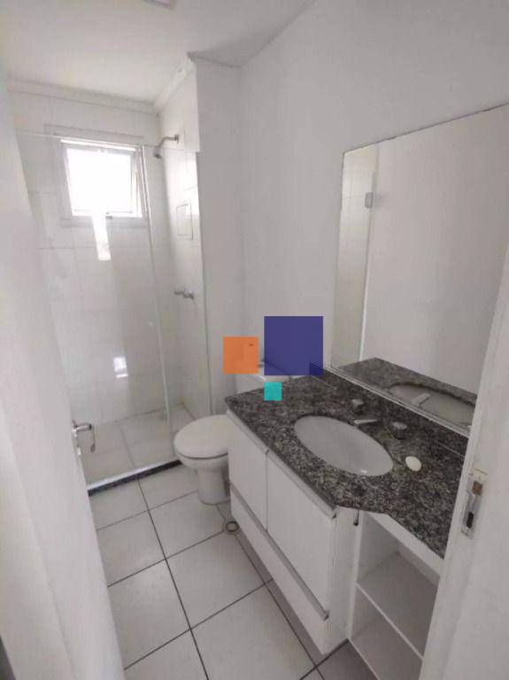 Apartamento para alugar com 3 quartos, 84m² - Foto 10