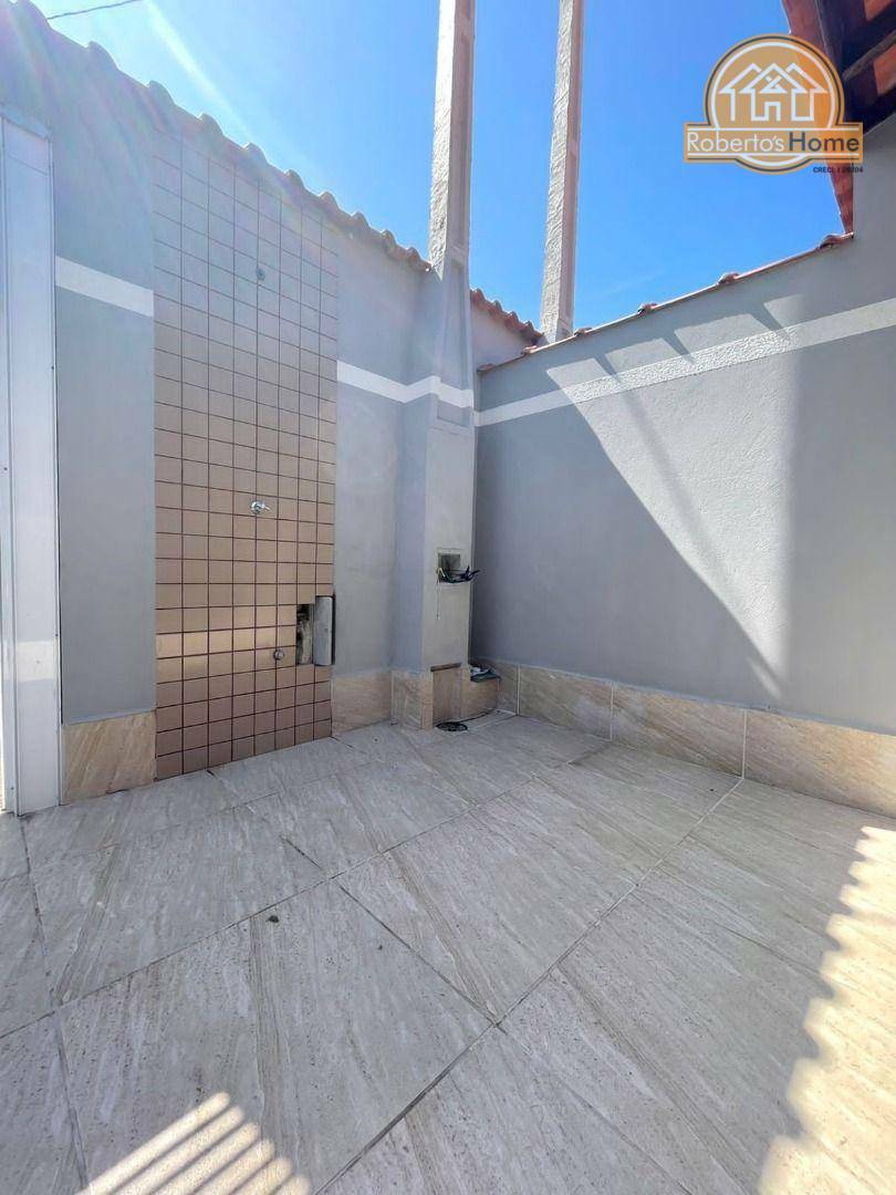 Casa à venda com 2 quartos, 68m² - Foto 2