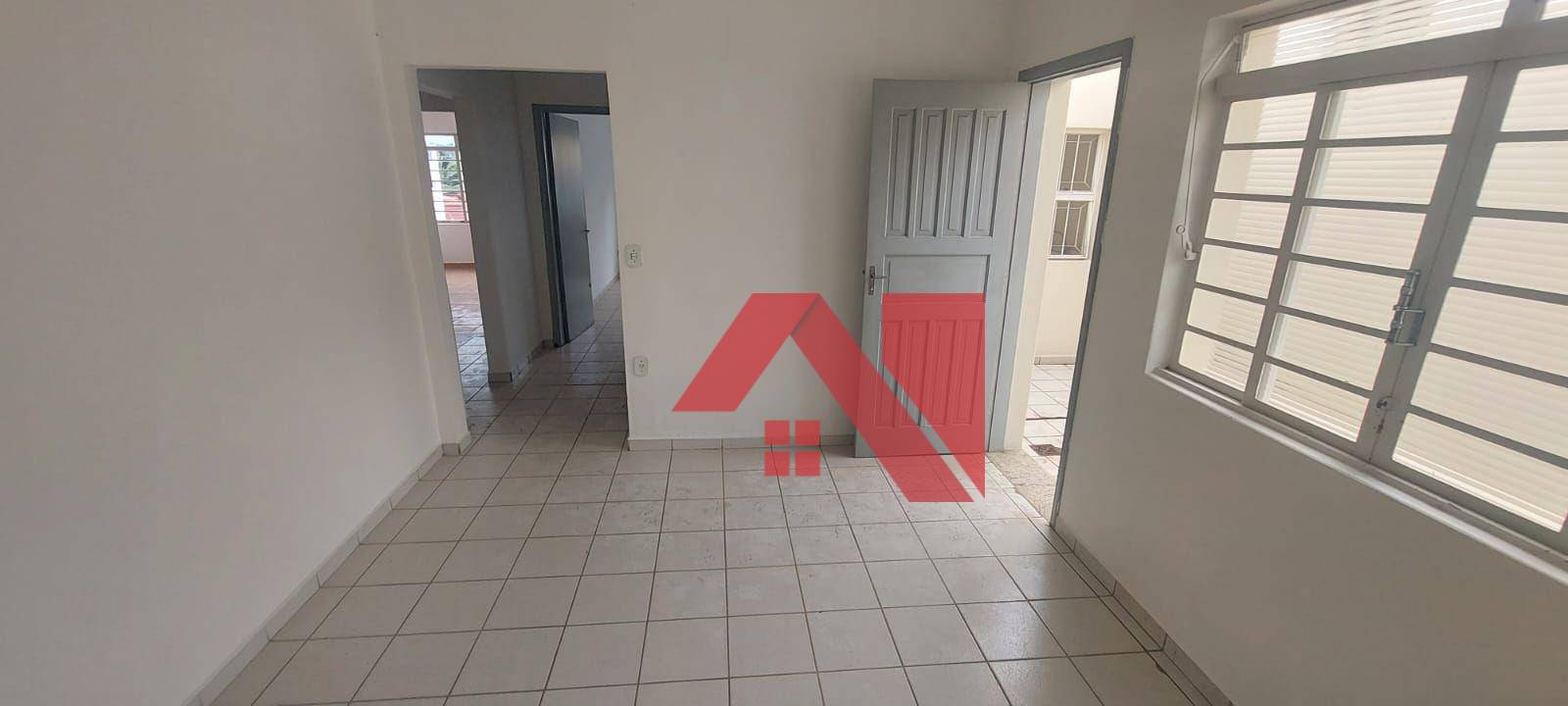 Casa para alugar com 5 quartos, 80m² - Foto 15