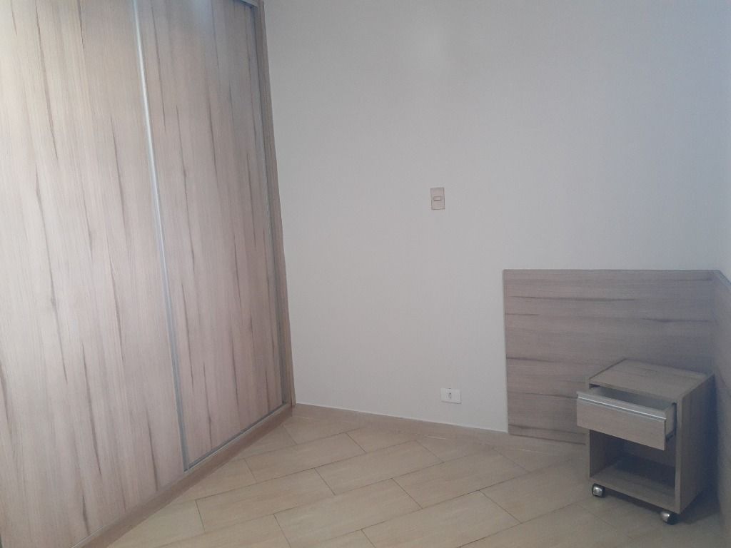 Sobrado à venda com 4 quartos, 250m² - Foto 42