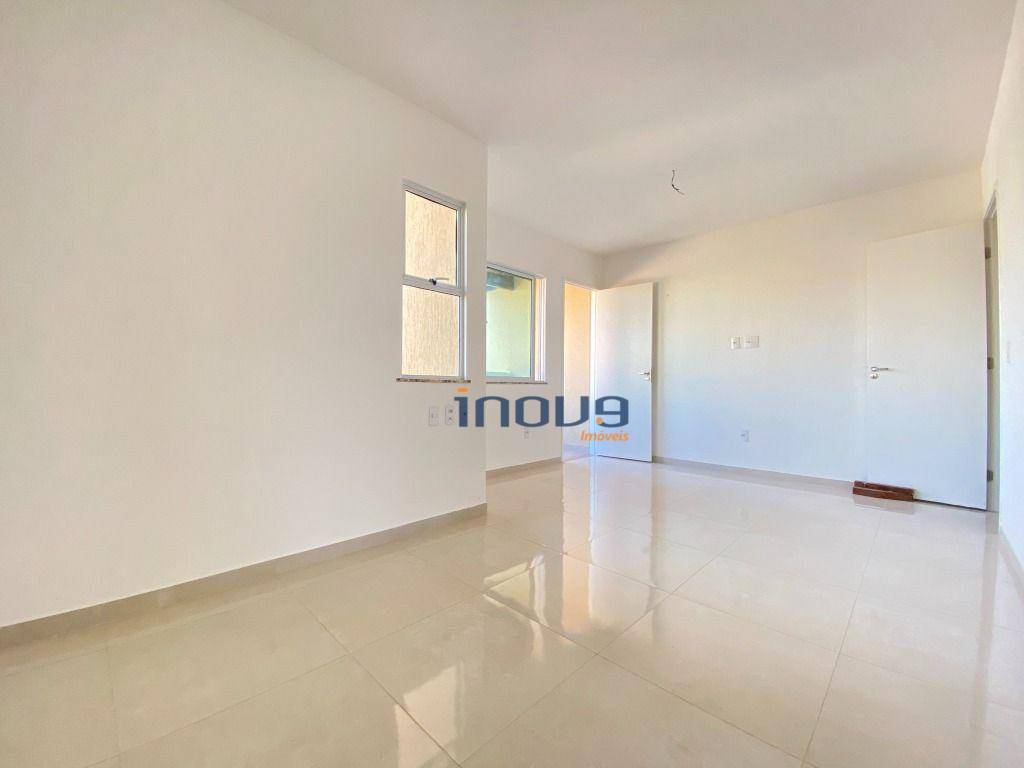 Casa à venda com 4 quartos, 131m² - Foto 16