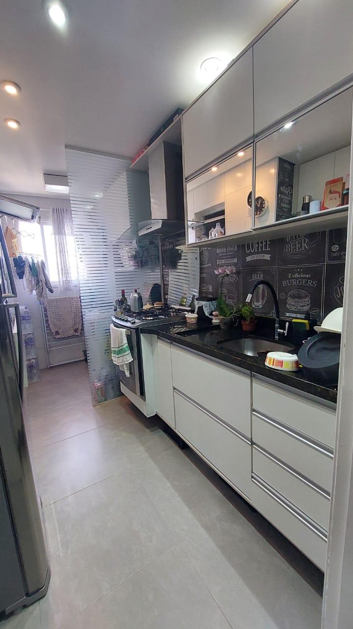 Apartamento à venda com 2 quartos, 57m² - Foto 10