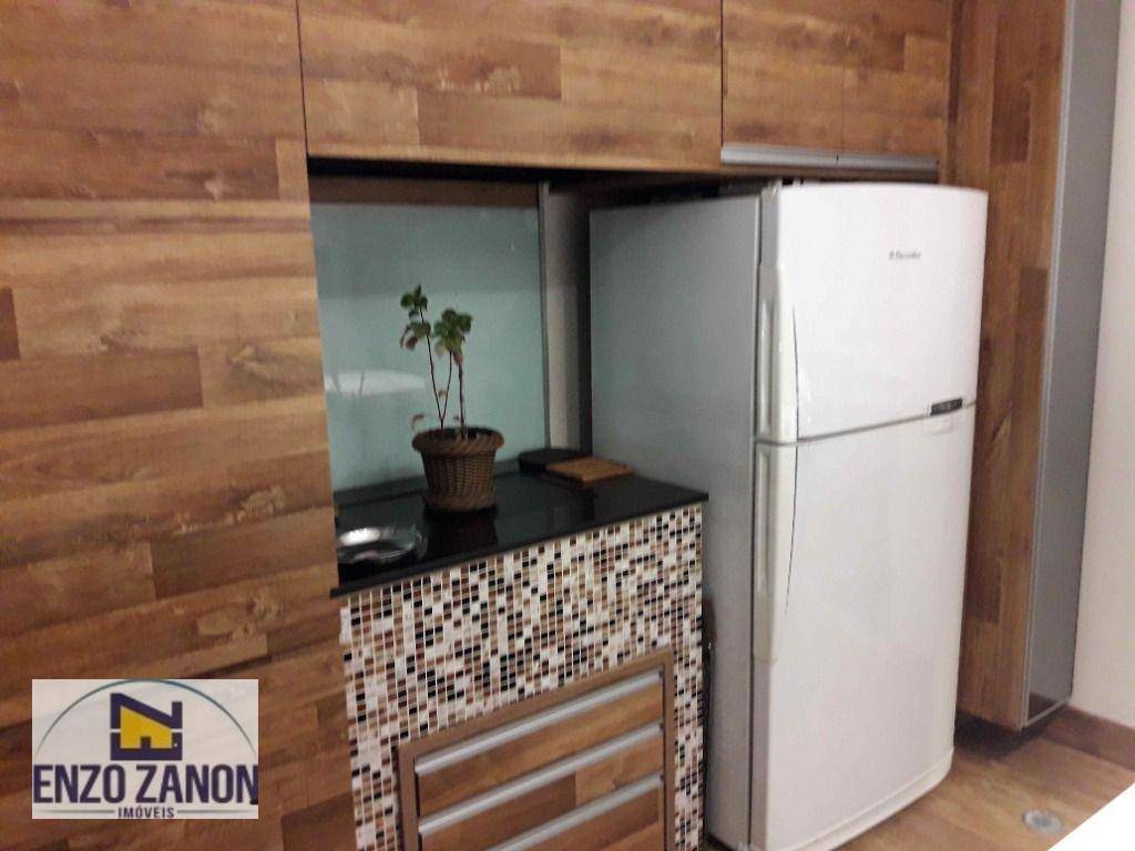 Apartamento à venda com 3 quartos, 242m² - Foto 3