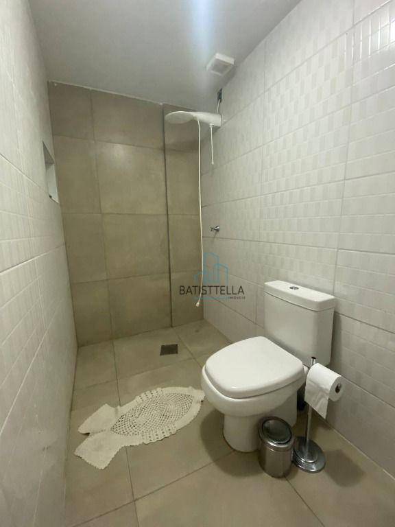 Apartamento à venda com 2 quartos, 70m² - Foto 19