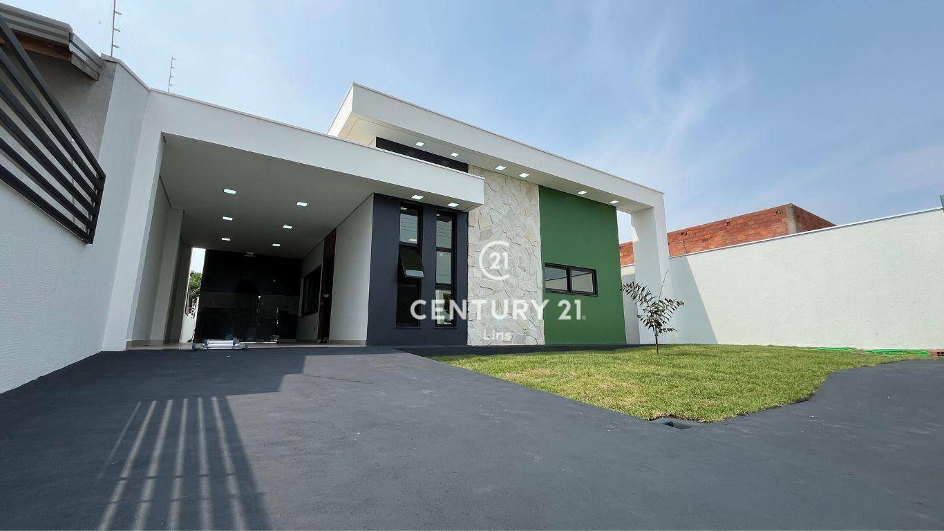 Casa à venda com 3 quartos, 300M2 - Foto 1