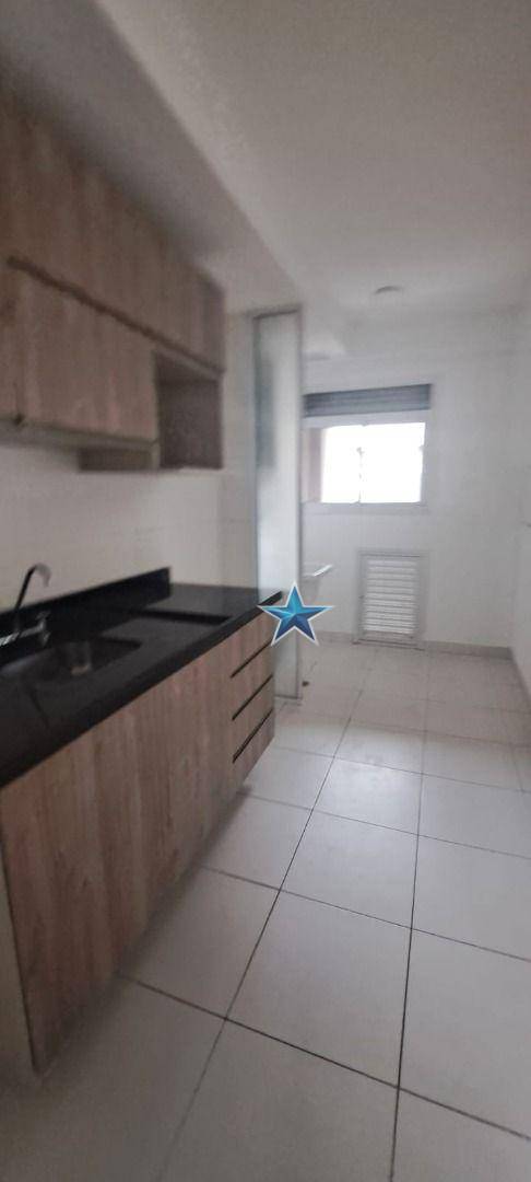 Apartamento para alugar com 4 quartos, 109m² - Foto 10