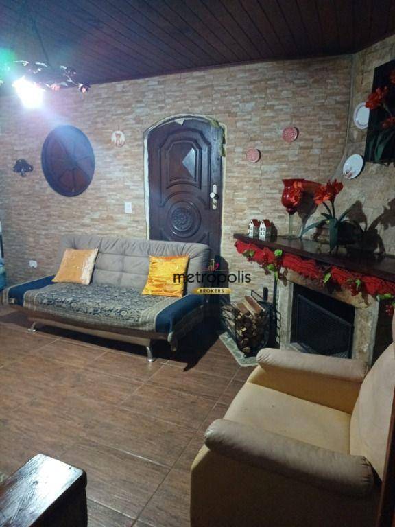 Chácara, 3 quartos, 2400 m² - Foto 1