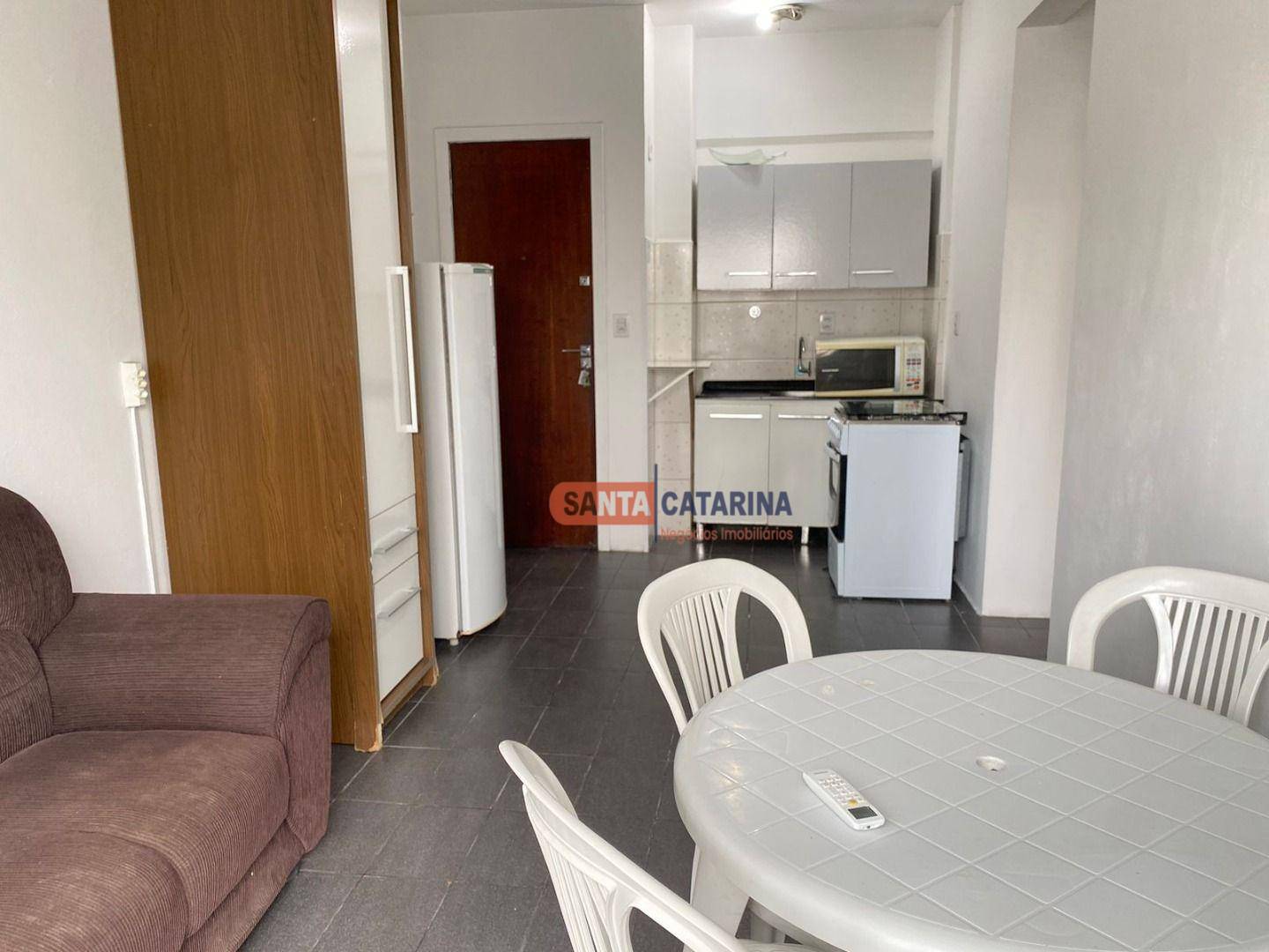 Apartamento para alugar com 1 quarto, 30m² - Foto 2