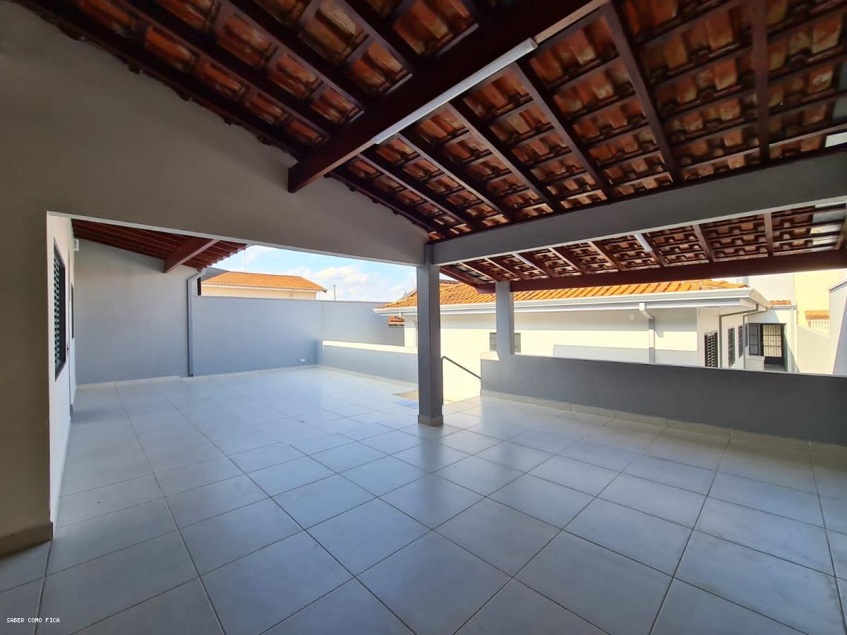 Casa à venda com 3 quartos, 400m² - Foto 4