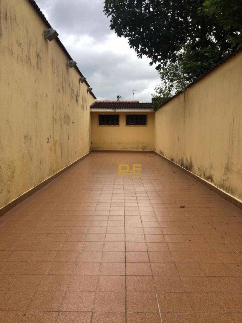 Casa à venda com 2 quartos, 111m² - Foto 2