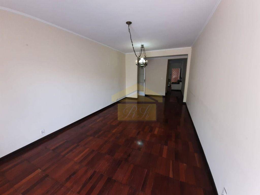 Sobrado à venda com 3 quartos, 190m² - Foto 2