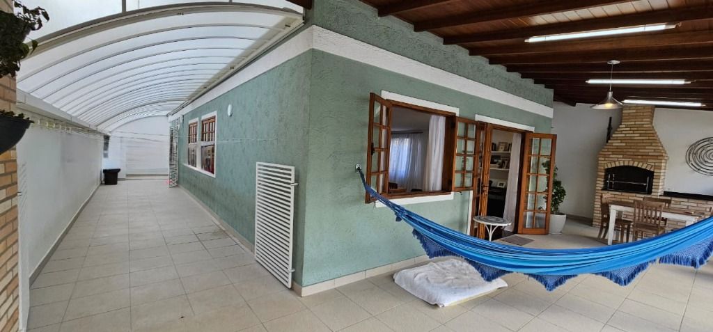 Casa de Condomínio à venda com 4 quartos, 320m² - Foto 18