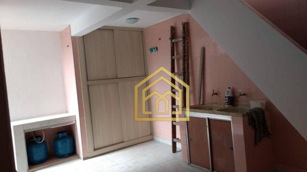 Sobrado à venda com 3 quartos, 150m² - Foto 5