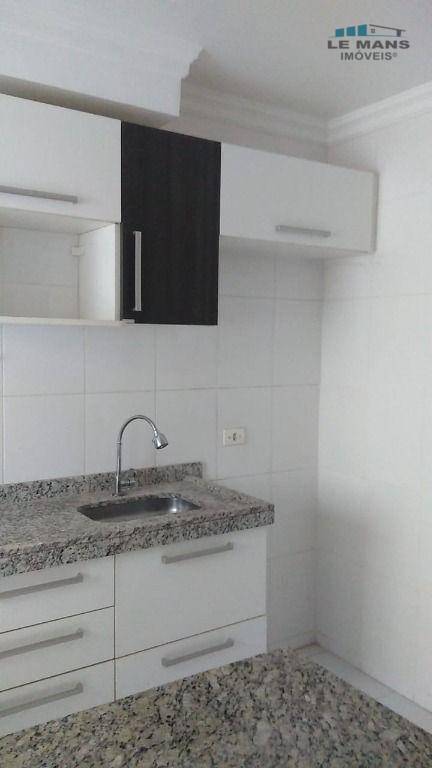 Apartamento à venda com 2 quartos, 54m² - Foto 27