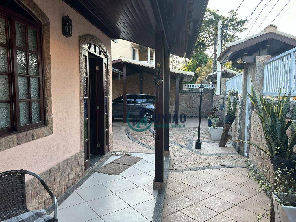 Casa à venda com 3 quartos, 248m² - Foto 64