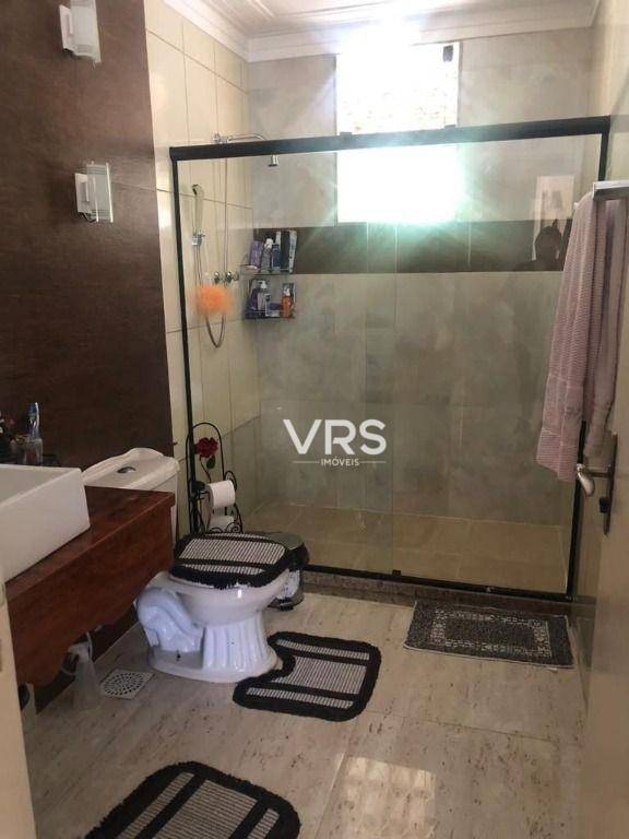 Casa à venda com 4 quartos, 124m² - Foto 11