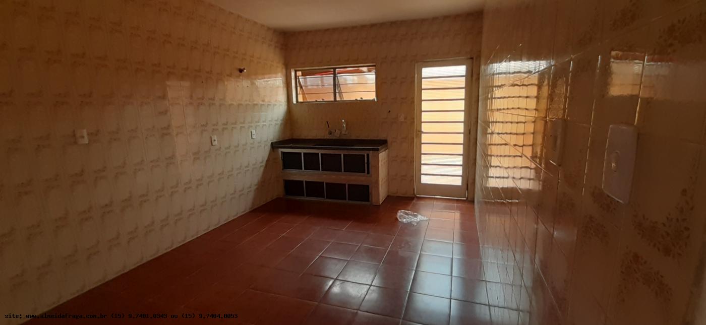 Casa para alugar com 4 quartos, 150m² - Foto 19