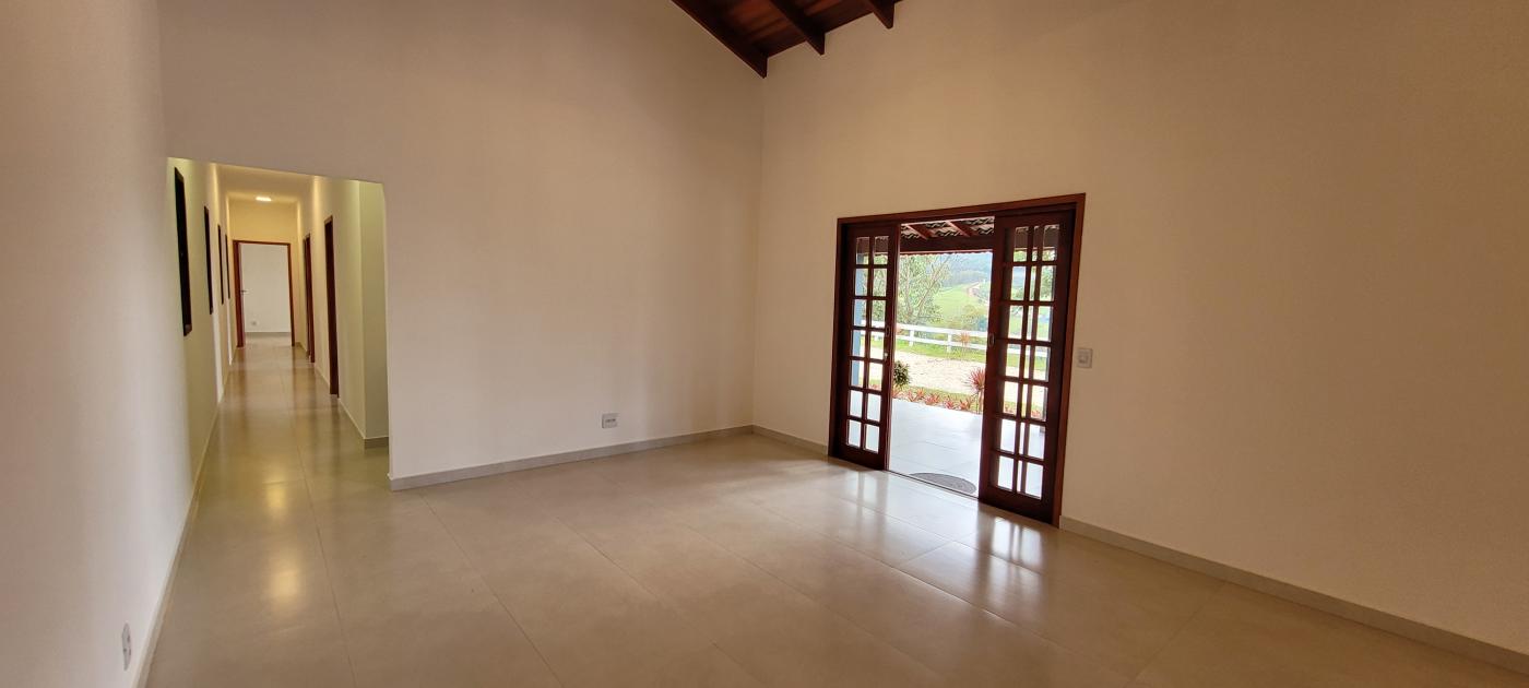 Fazenda à venda com 3 quartos, 10124m² - Foto 13