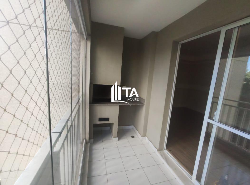 Apartamento à venda com 3 quartos, 75m² - Foto 2