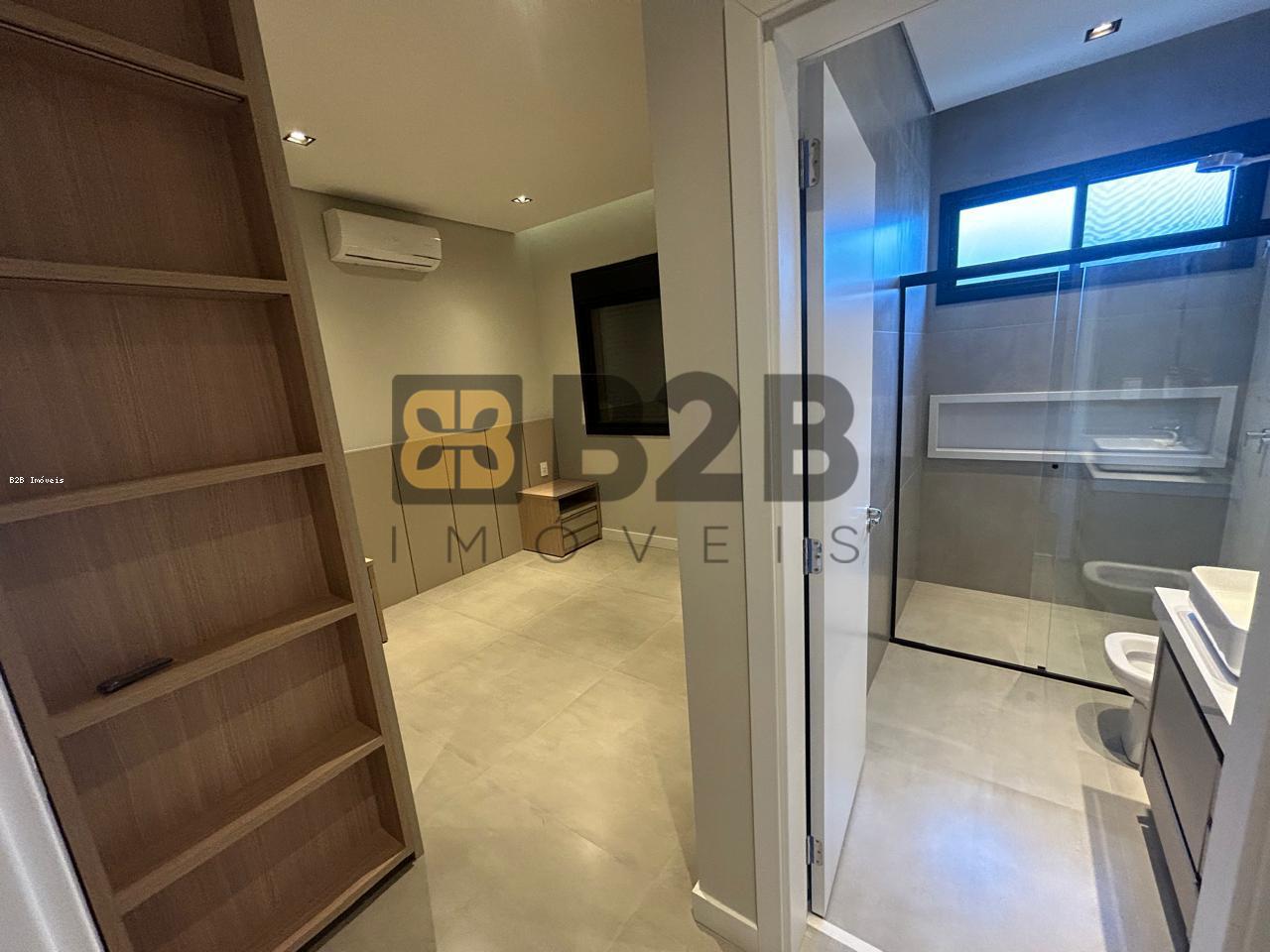 Casa de Condomínio à venda com 3 quartos, 250m² - Foto 13