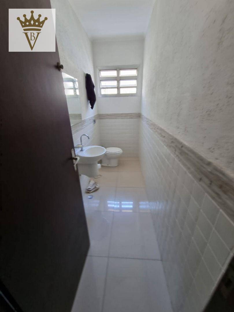 Casa à venda com 5 quartos, 300m² - Foto 16