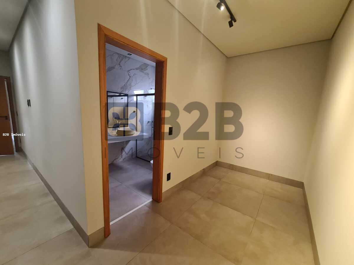 Casa de Condomínio à venda com 4 quartos, 270m² - Foto 17