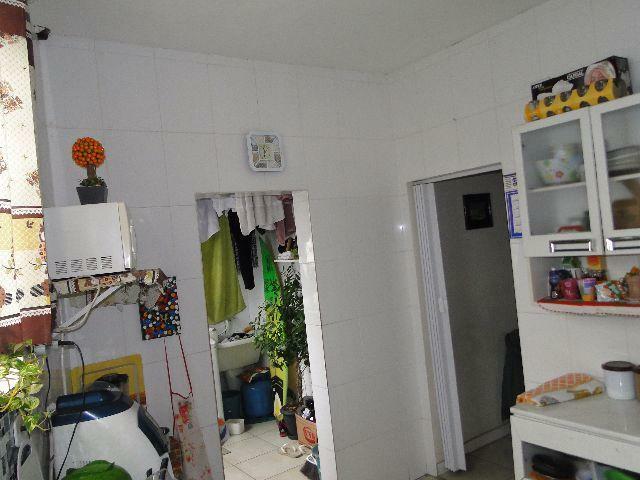 Apartamento à venda com 2 quartos, 75m² - Foto 5