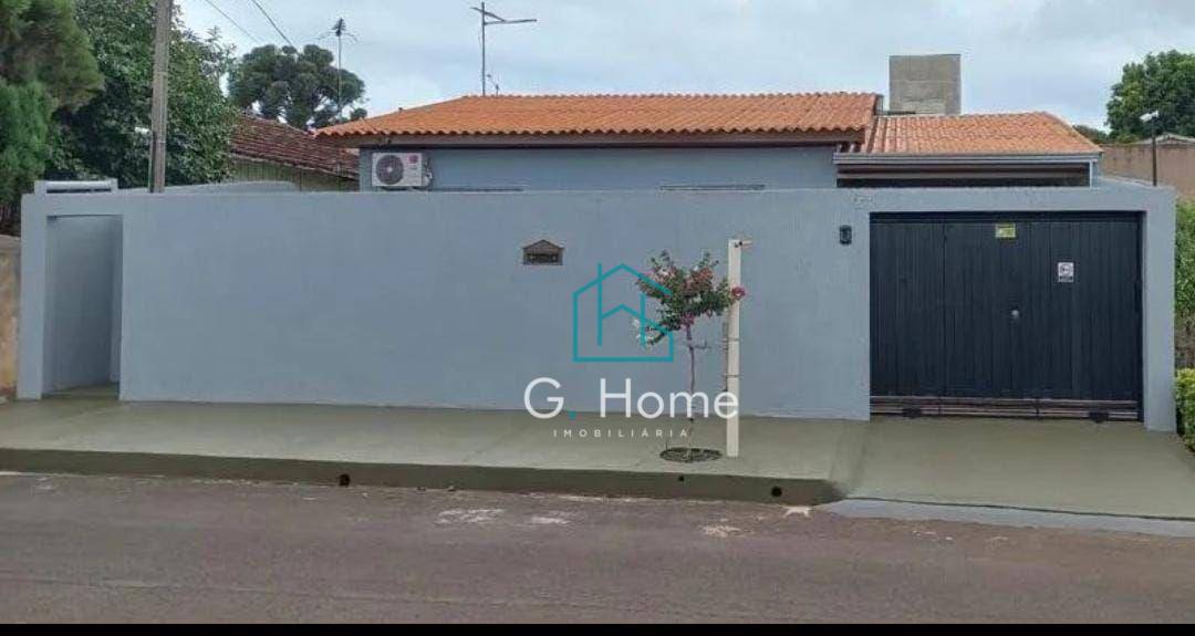 Casa à venda com 3 quartos, 140m² - Foto 1