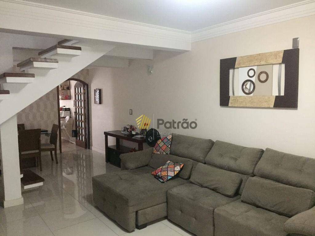 Sobrado à venda com 3 quartos, 157m² - Foto 1