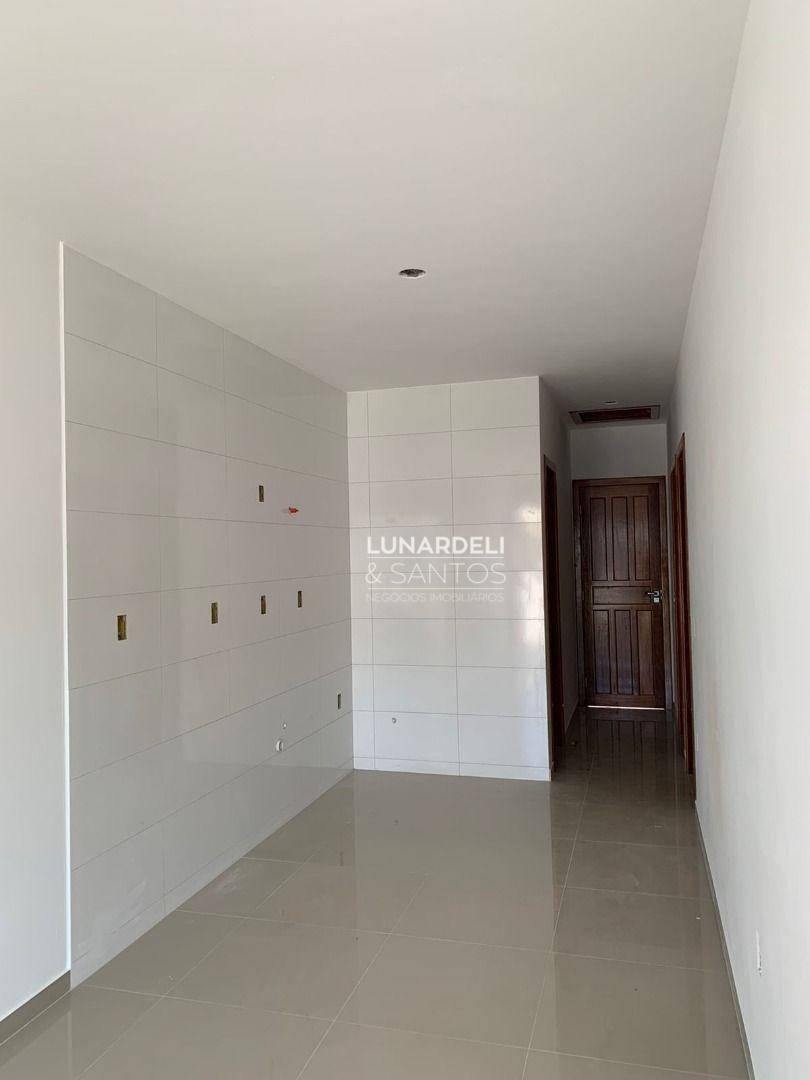 Casa à venda com 2 quartos, 49m² - Foto 11