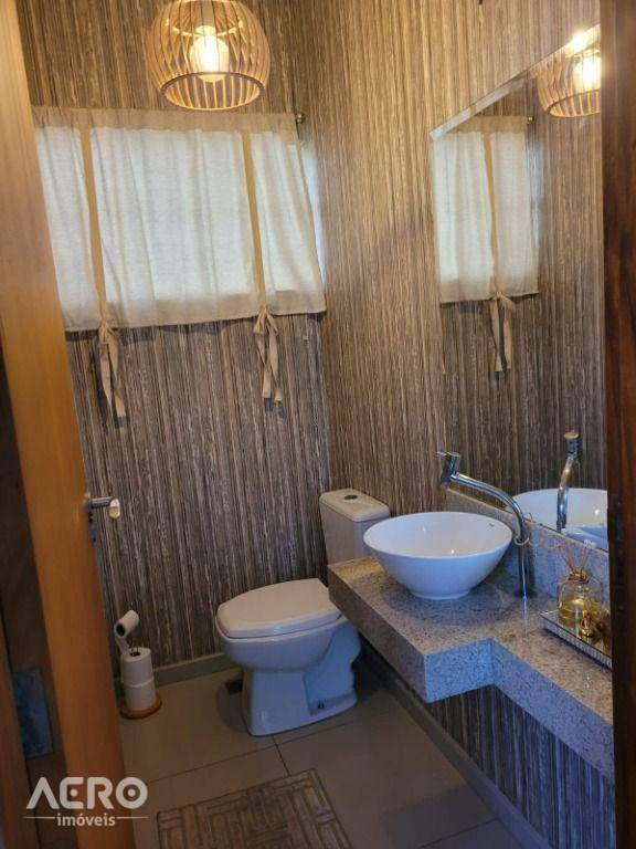 Casa de Condomínio à venda com 3 quartos, 210m² - Foto 5
