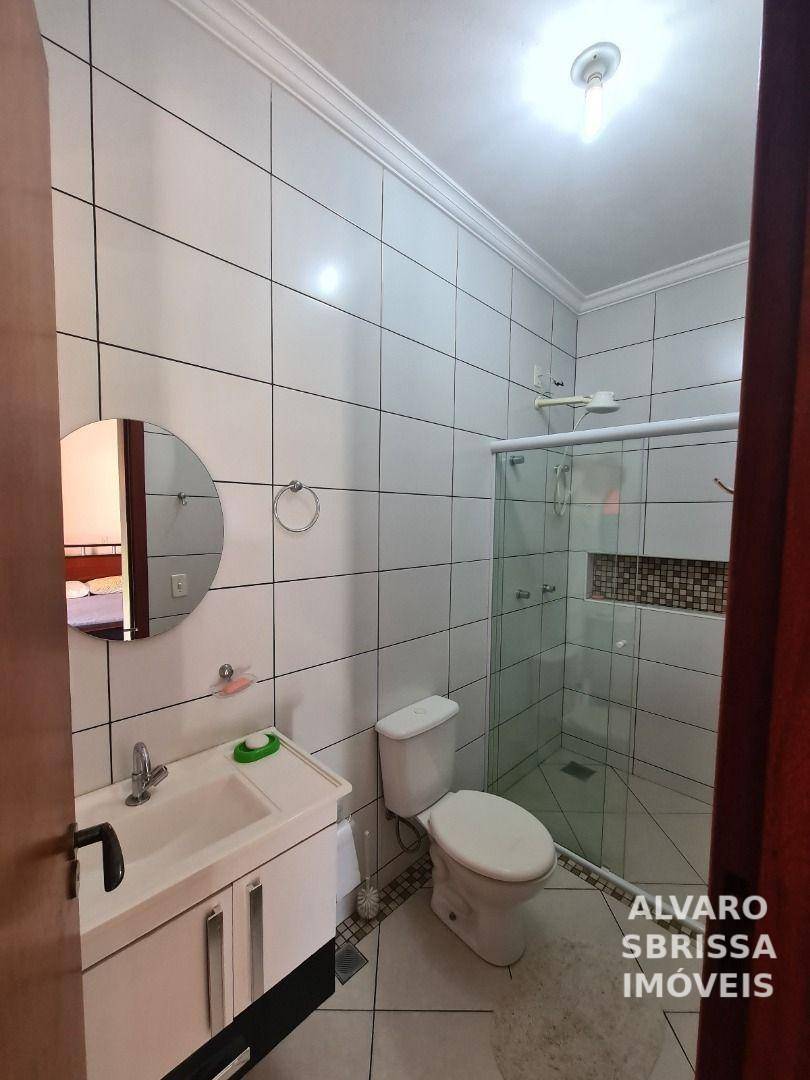 Chácara à venda com 3 quartos, 219m² - Foto 39