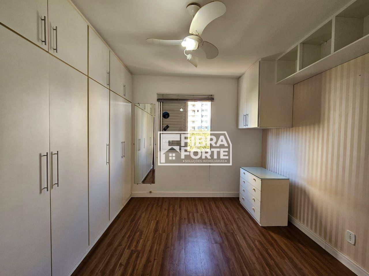 Apartamento à venda com 1 quarto, 40m² - Foto 10