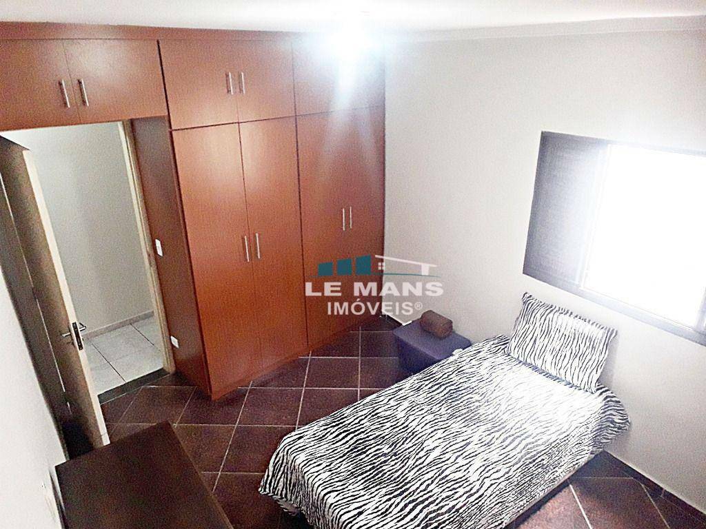 Casa à venda com 4 quartos, 208m² - Foto 16