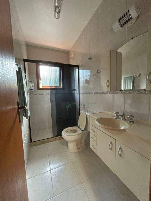 Casa de Condomínio à venda com 4 quartos, 262m² - Foto 31