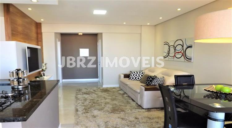 Apartamento à venda com 2 quartos, 82m² - Foto 1