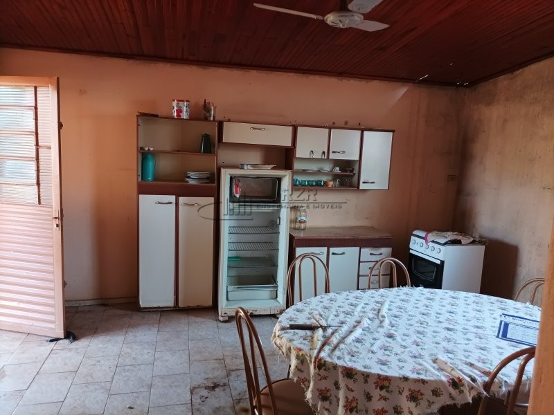 Casa à venda com 3 quartos, 1m² - Foto 15