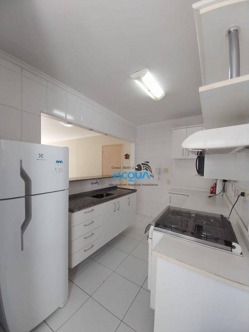 Apartamento à venda com 2 quartos, 75m² - Foto 4