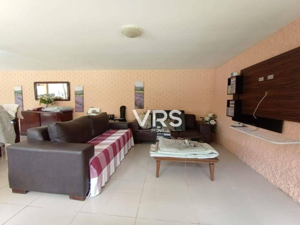 Casa à venda com 3 quartos, 224m² - Foto 36