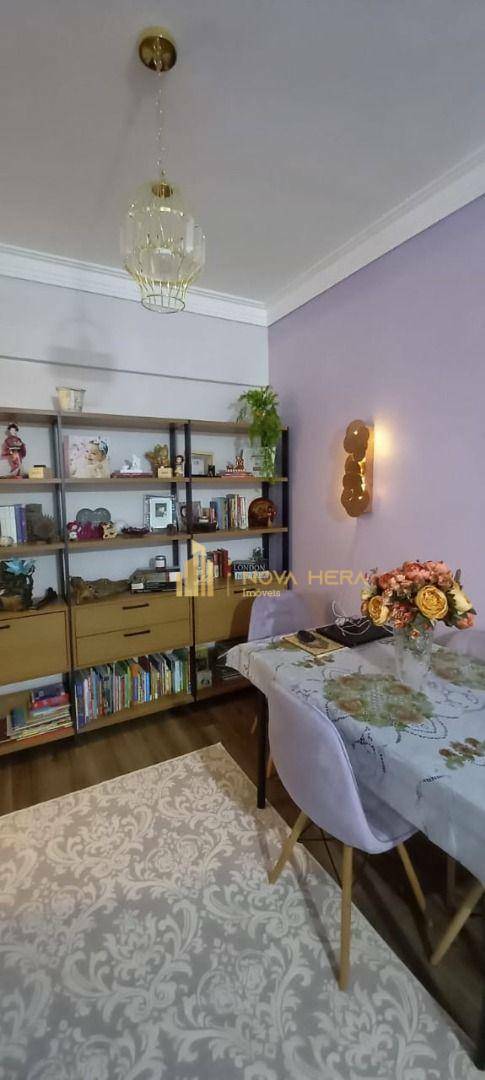 Apartamento à venda com 2 quartos, 65m² - Foto 2