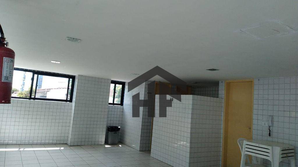 Apartamento à venda com 3 quartos, 79m² - Foto 3