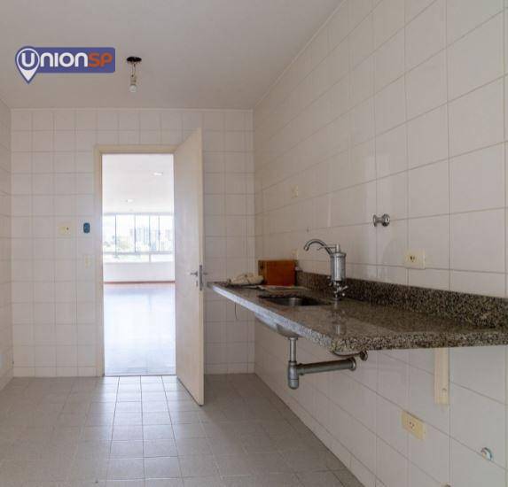 Apartamento à venda com 3 quartos, 130m² - Foto 11