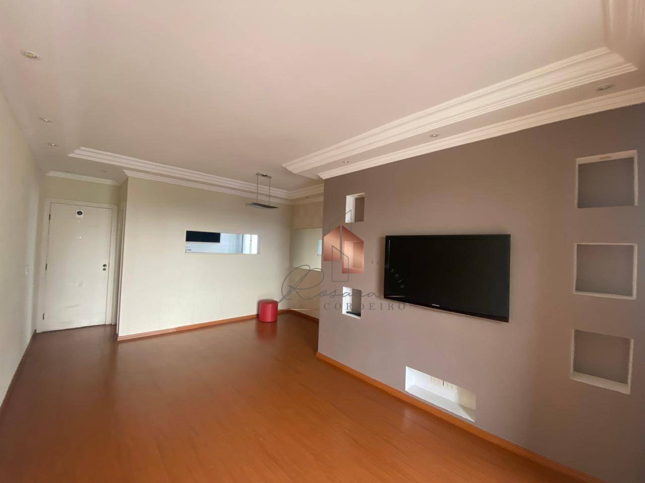 Apartamento à venda com 3 quartos, 83m² - Foto 2