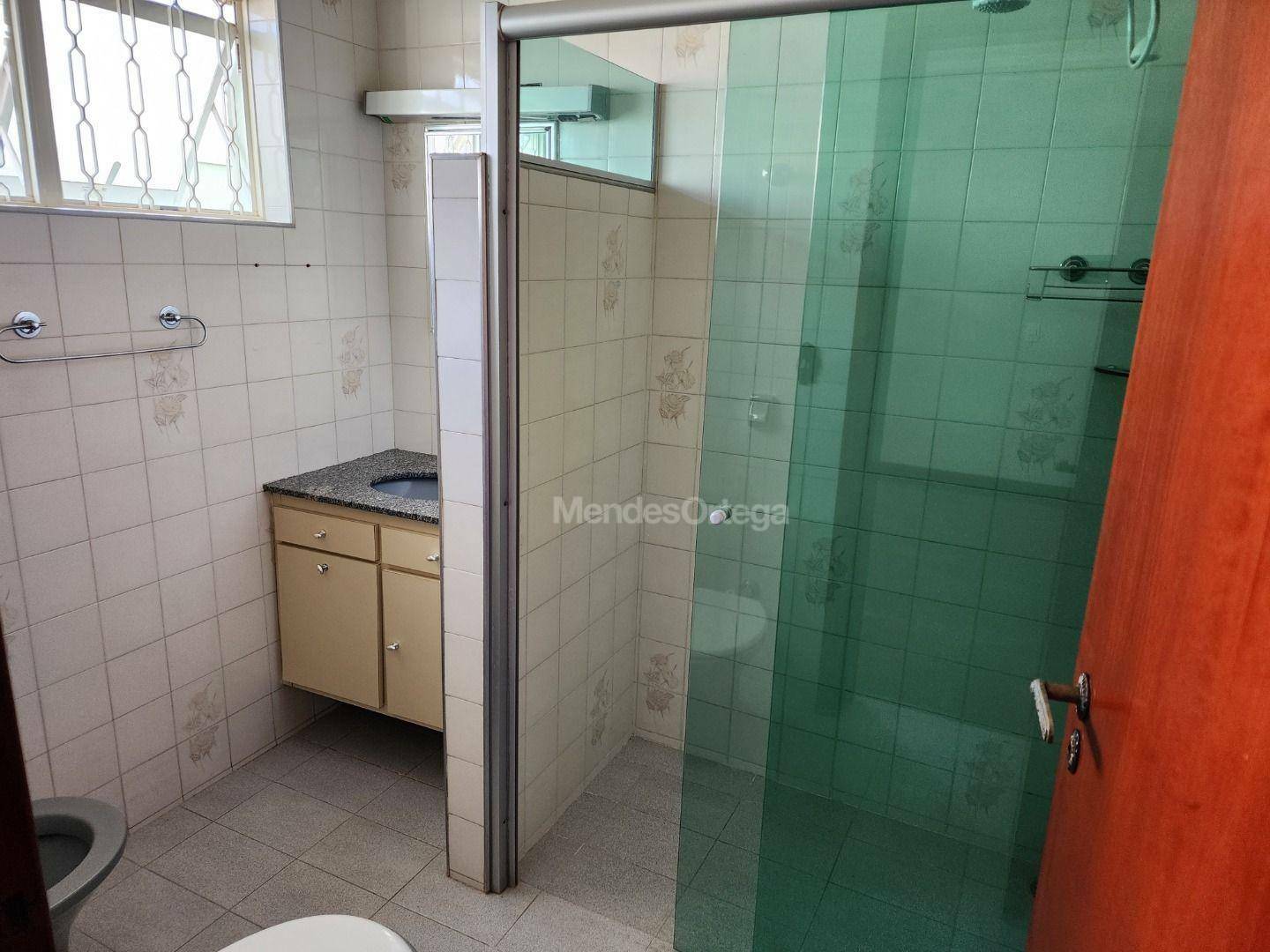 Casa à venda e aluguel com 2 quartos, 185m² - Foto 20