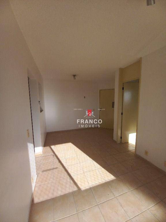 Apartamento à venda com 2 quartos, 62m² - Foto 12