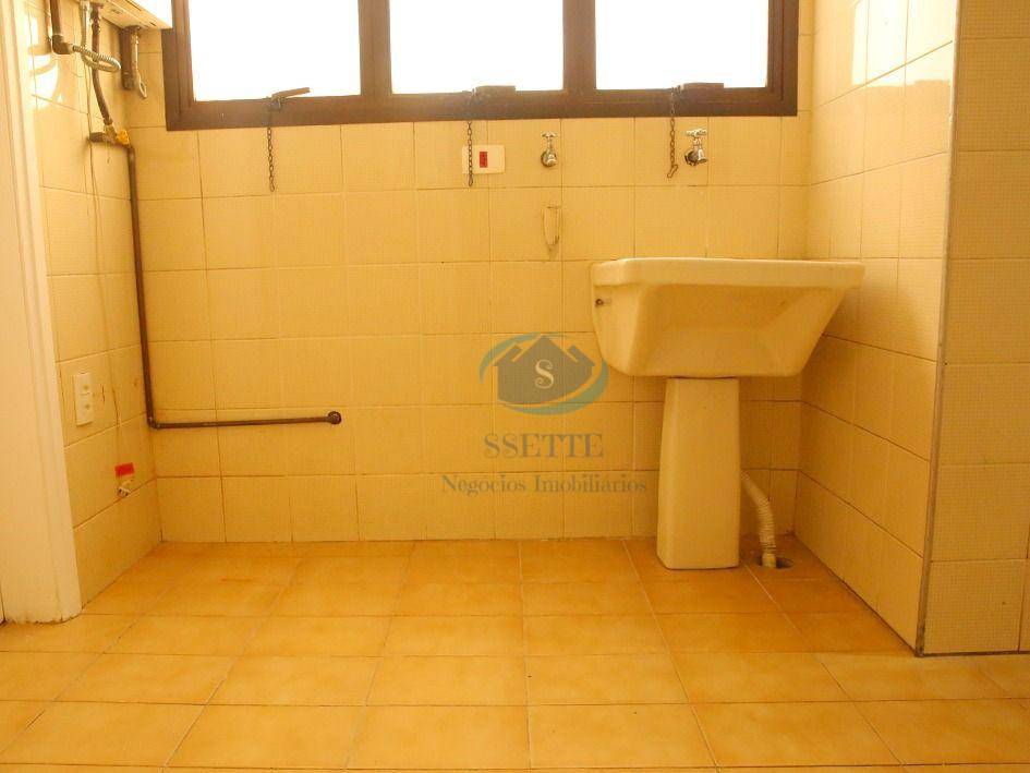 Apartamento à venda com 3 quartos, 110m² - Foto 19