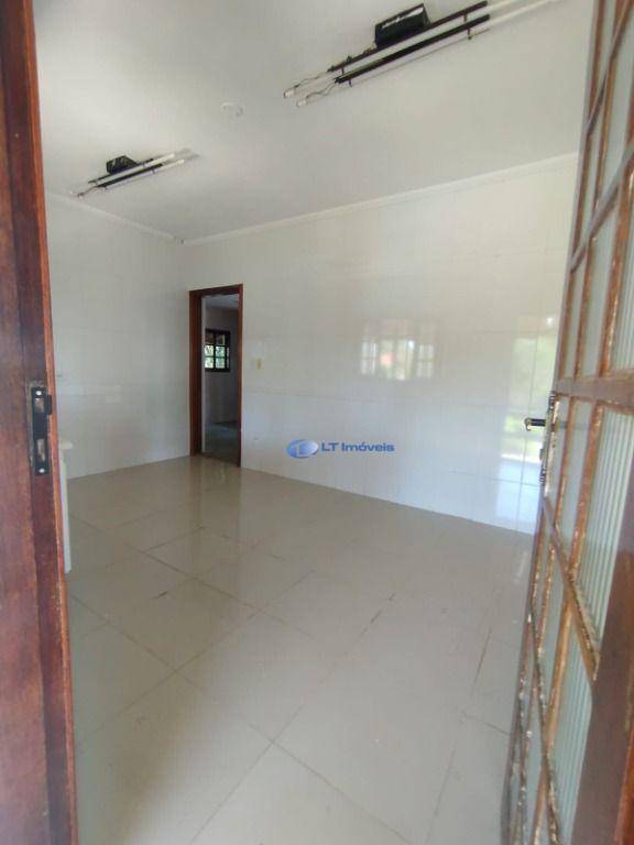 Chácara à venda com 7 quartos, 298m² - Foto 13