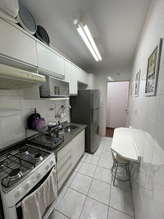 Apartamento para alugar com 2 quartos, 55m² - Foto 13