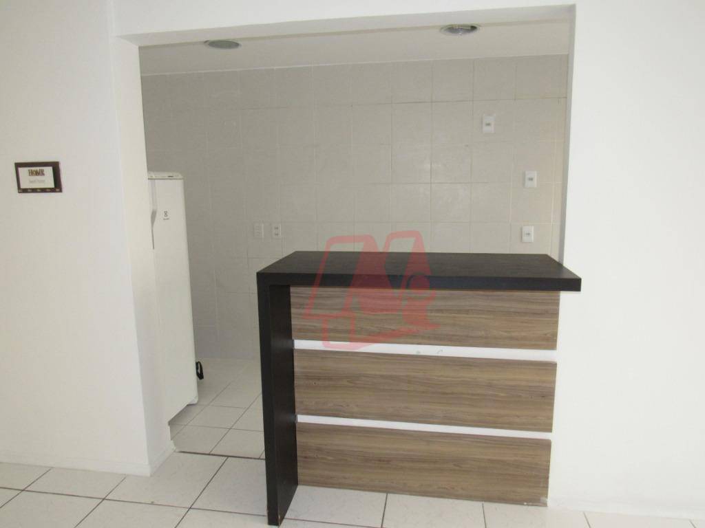 Apartamento à venda e aluguel com 3 quartos, 90m² - Foto 2